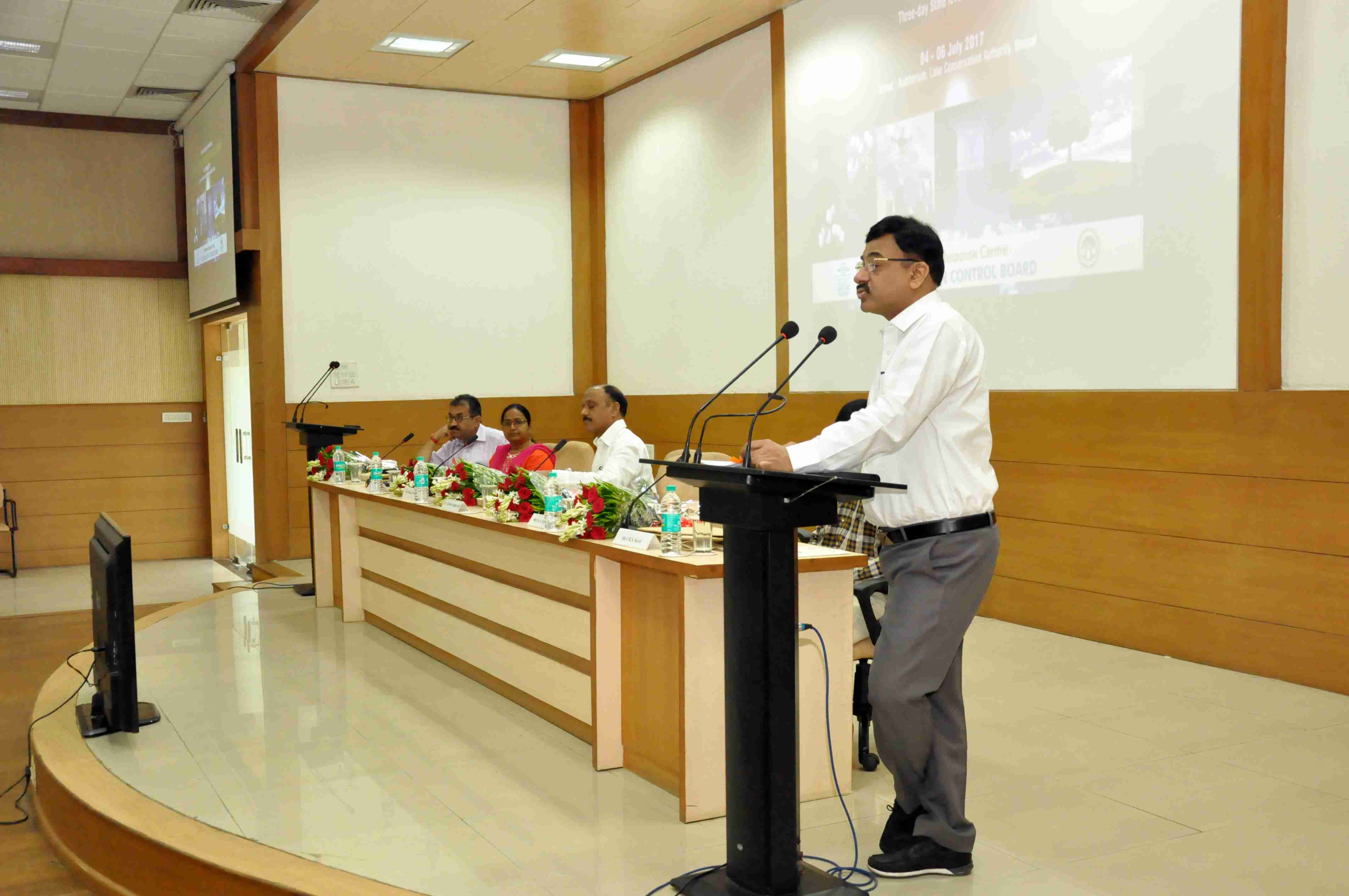 Shri A.A. Mishra, Member Secretary, MPPCB addressing the Inaugural function